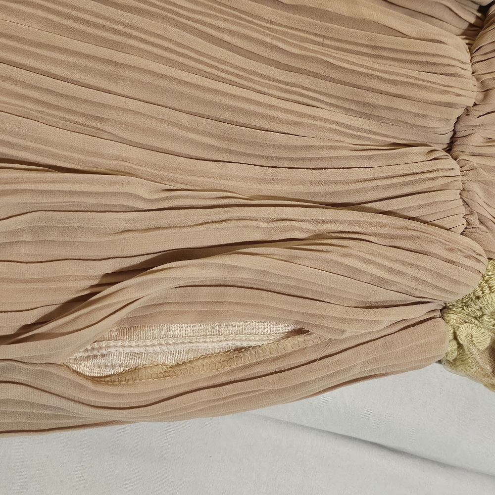NWT DRESS - Picture 8 of 8